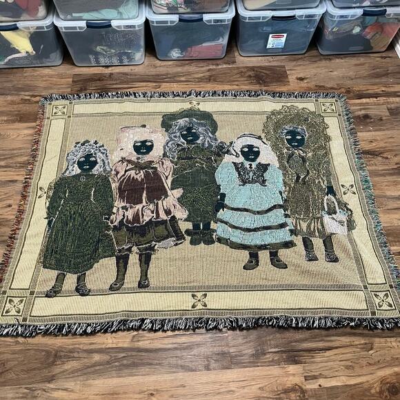 Chatham Vintage Collectors Porcelain Dolls Woven Throw Blanket - Picture 2 of 6